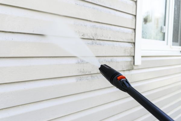 Siding Power Washing in Palmetto