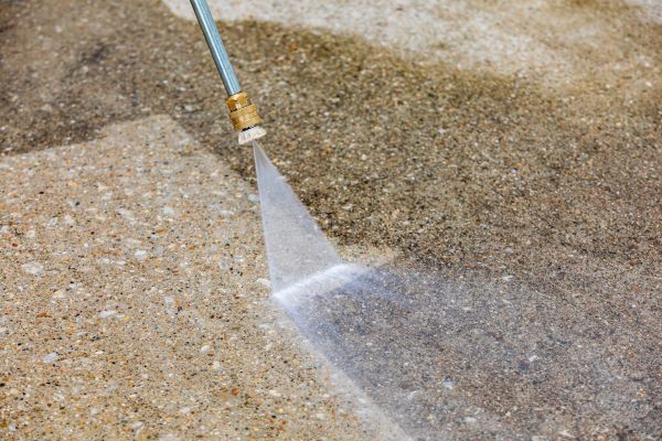 Cost of Driveway Pressure Cleaning in Palmetto