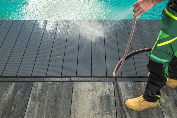 Pool Area Pressure Cleaning in Palmetto