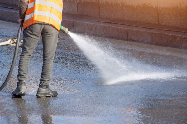 Asphalt Pressure Washing in Palmetto