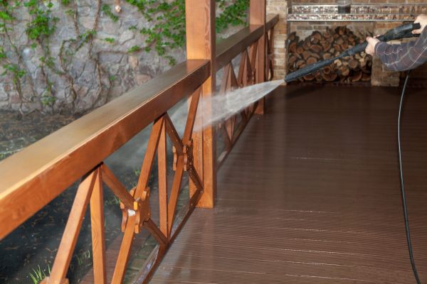 Porch Dirt Removal in Palmetto