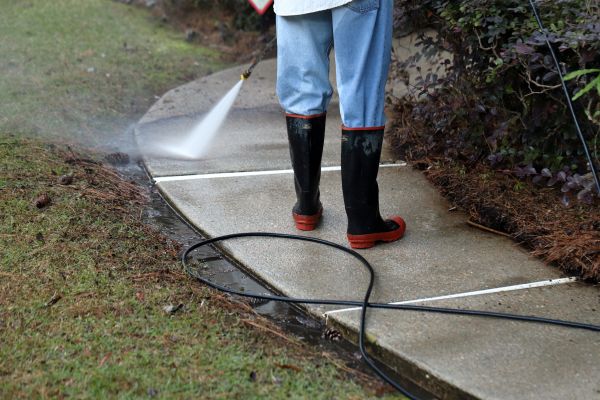 Sidewalk Pressure Cleaning in Palmetto