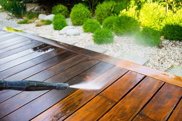 Deck Cleaning in Palmetto